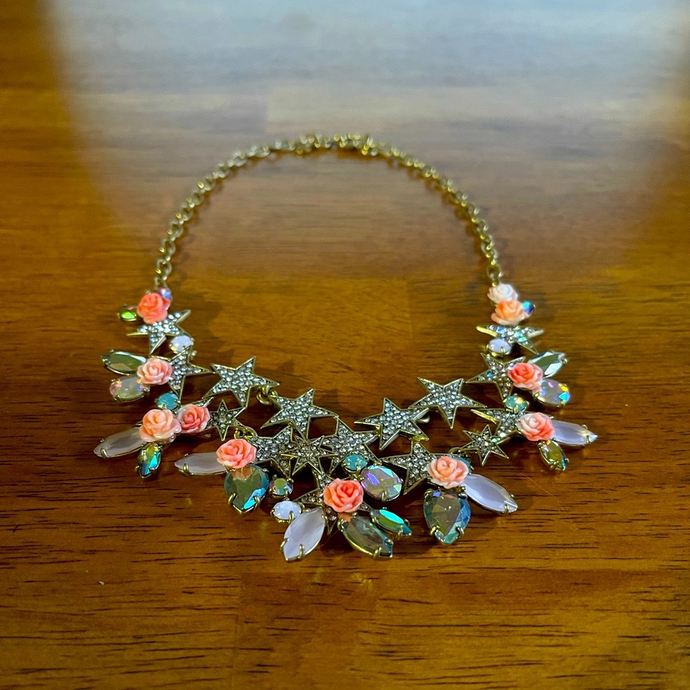NWT Gorgeous for Holidays JCREW sparkly stars & roses 🌟🌹 necklace + gift box